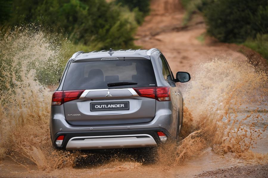  Mitsubishi Outlander 2020 года  (ZA) (фото 32 из 40)